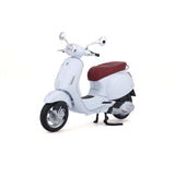 20-16886 Bburago Maisto Vespa Primavera 150 1:18 Bianca con Sella Rossa