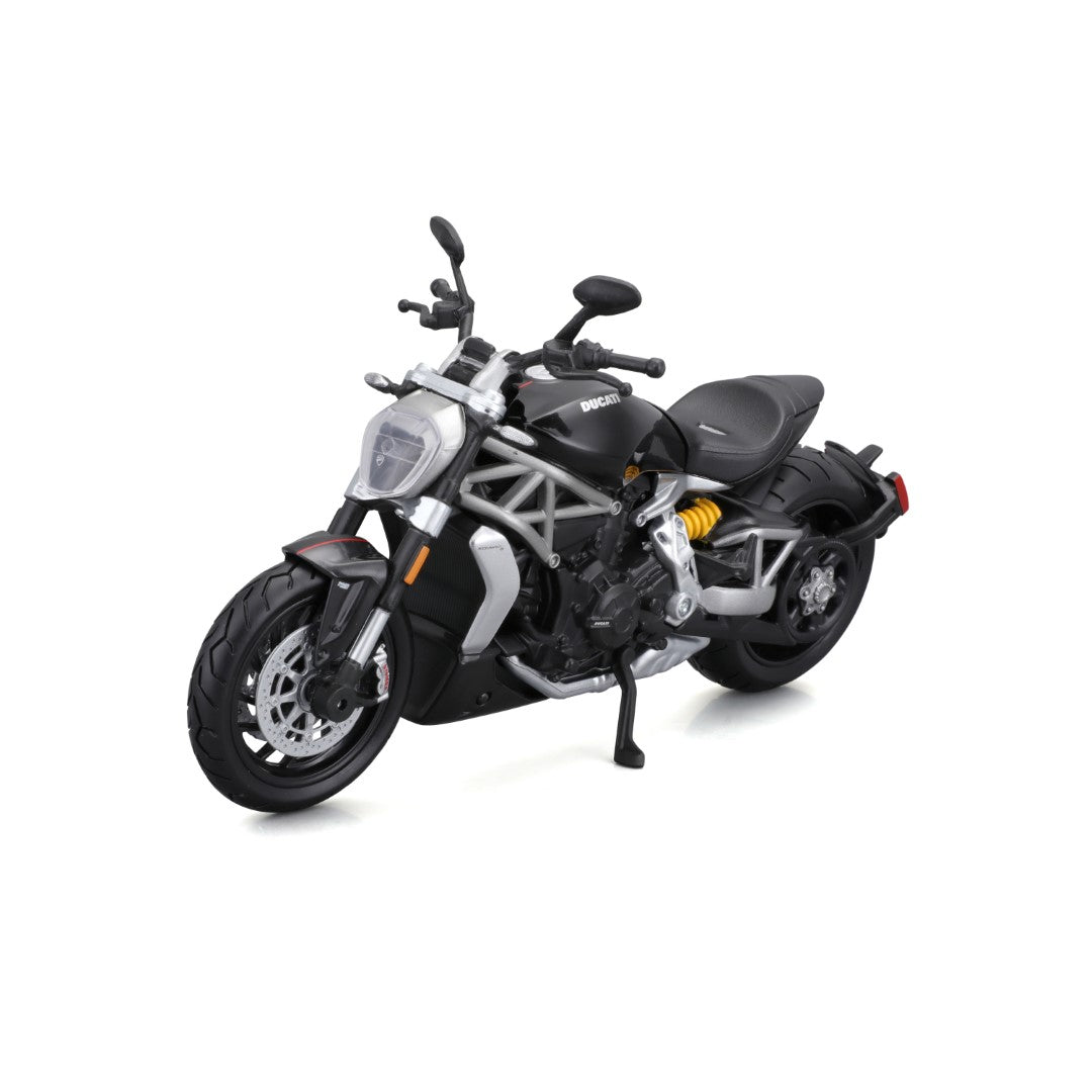 10-20101 Bburago Maisto moto Ducati XDiavel S, nera - Scala 1:12