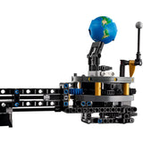 42179 LEGO Technic - Pianeta Terra e Luna in orbita