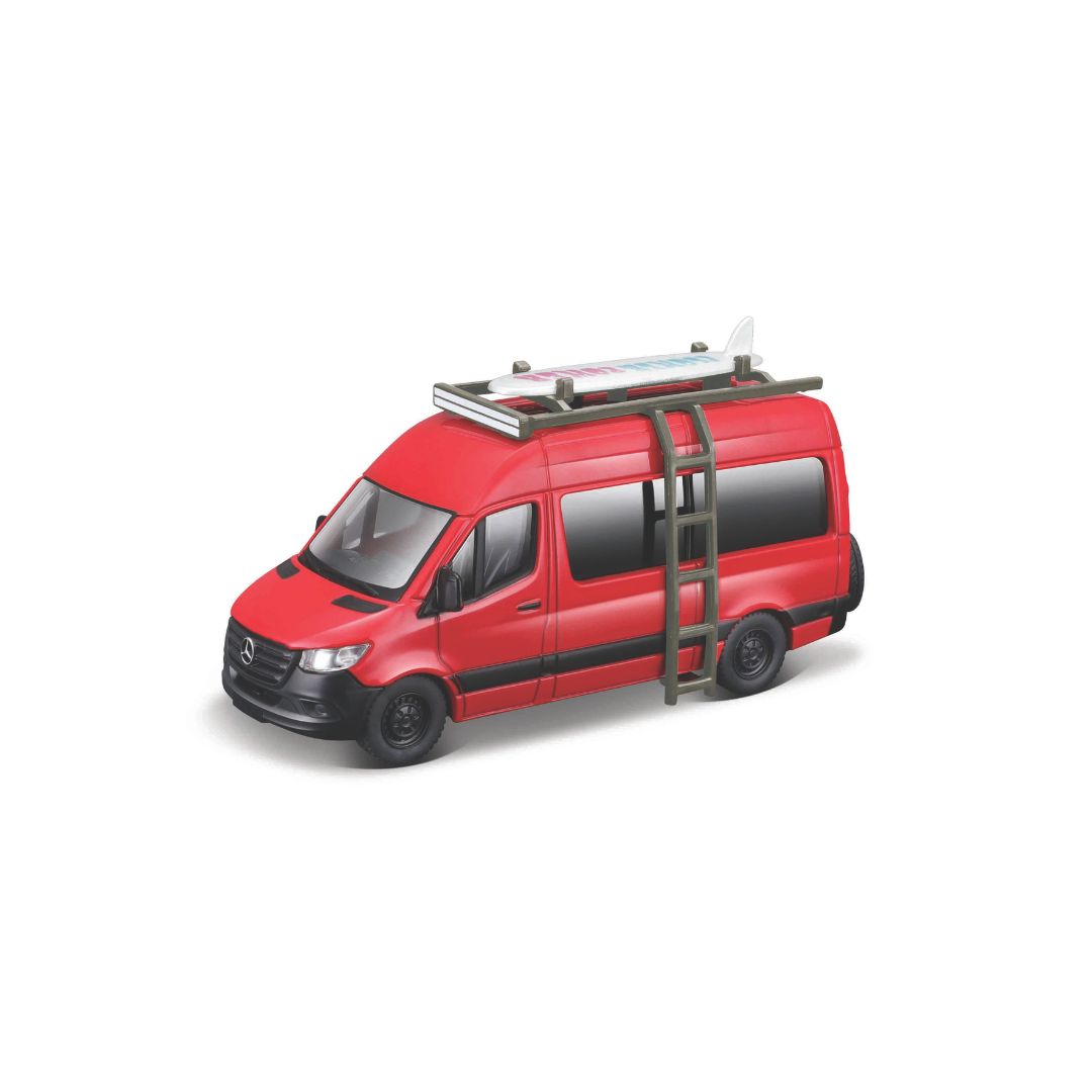 21236 Bburago Maisto - Mercedes-Benz Sprinter Van, rosso o argento