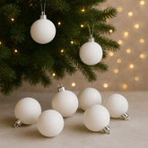 JNP2501-6 Set 18 Palle di Natale Bianche Eleganti 5/6/7 cm in Box Piramide PVC