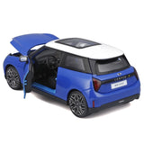 32926 2024 Bburago Maisto MINI Cooper SE 2024 J01 1:24 Blu Auto Diecast
