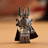 11373 Lego Icons Il Signore degli Anelli: Elmo di Sauron
