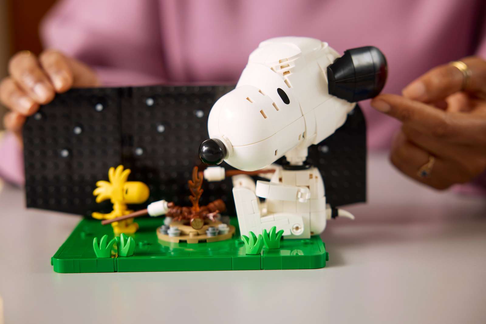 21368 Lego Ideas Peanuts: la cuccia di Snoopy