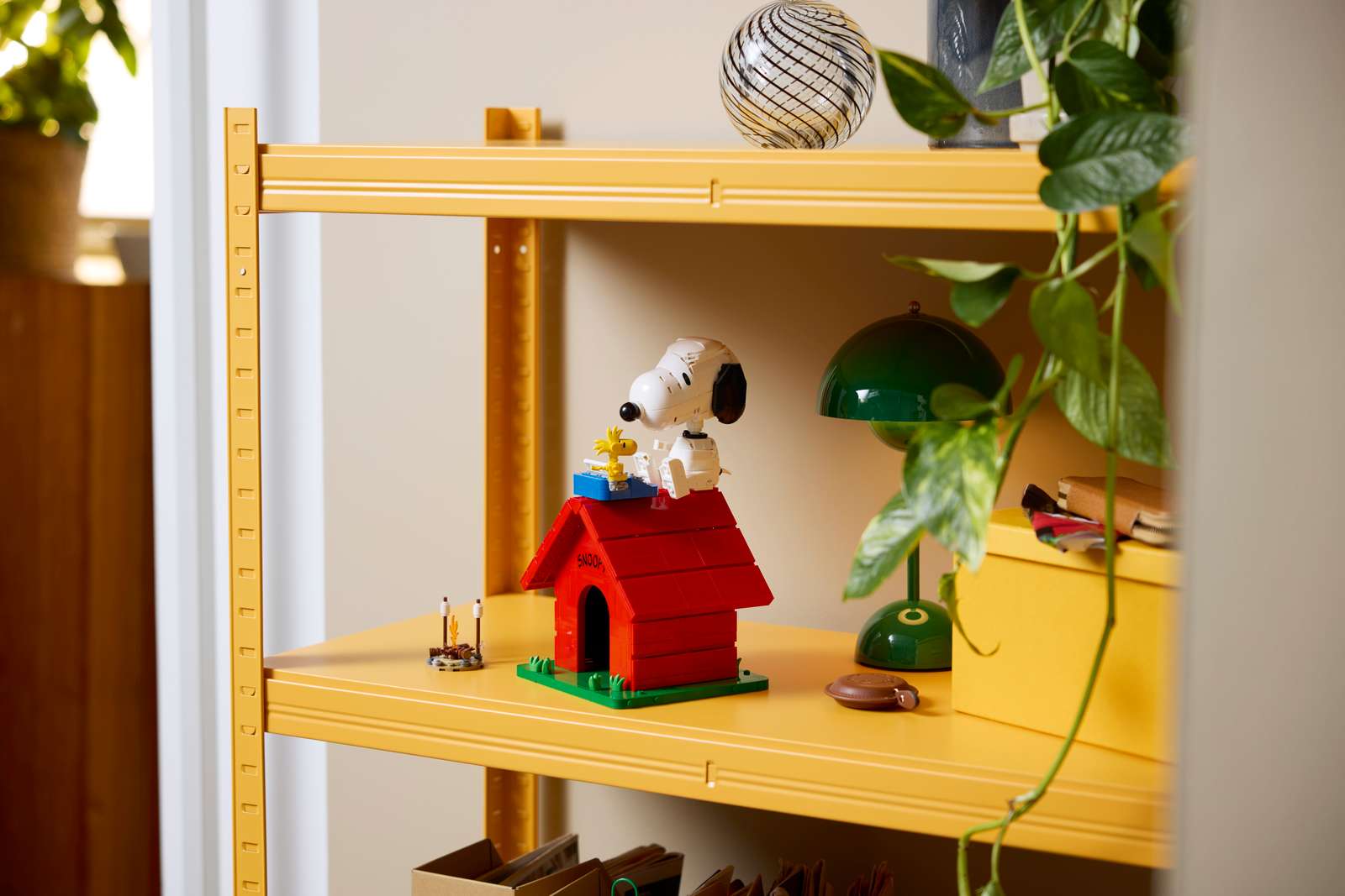 21368 Lego Ideas Peanuts: la cuccia di Snoopy