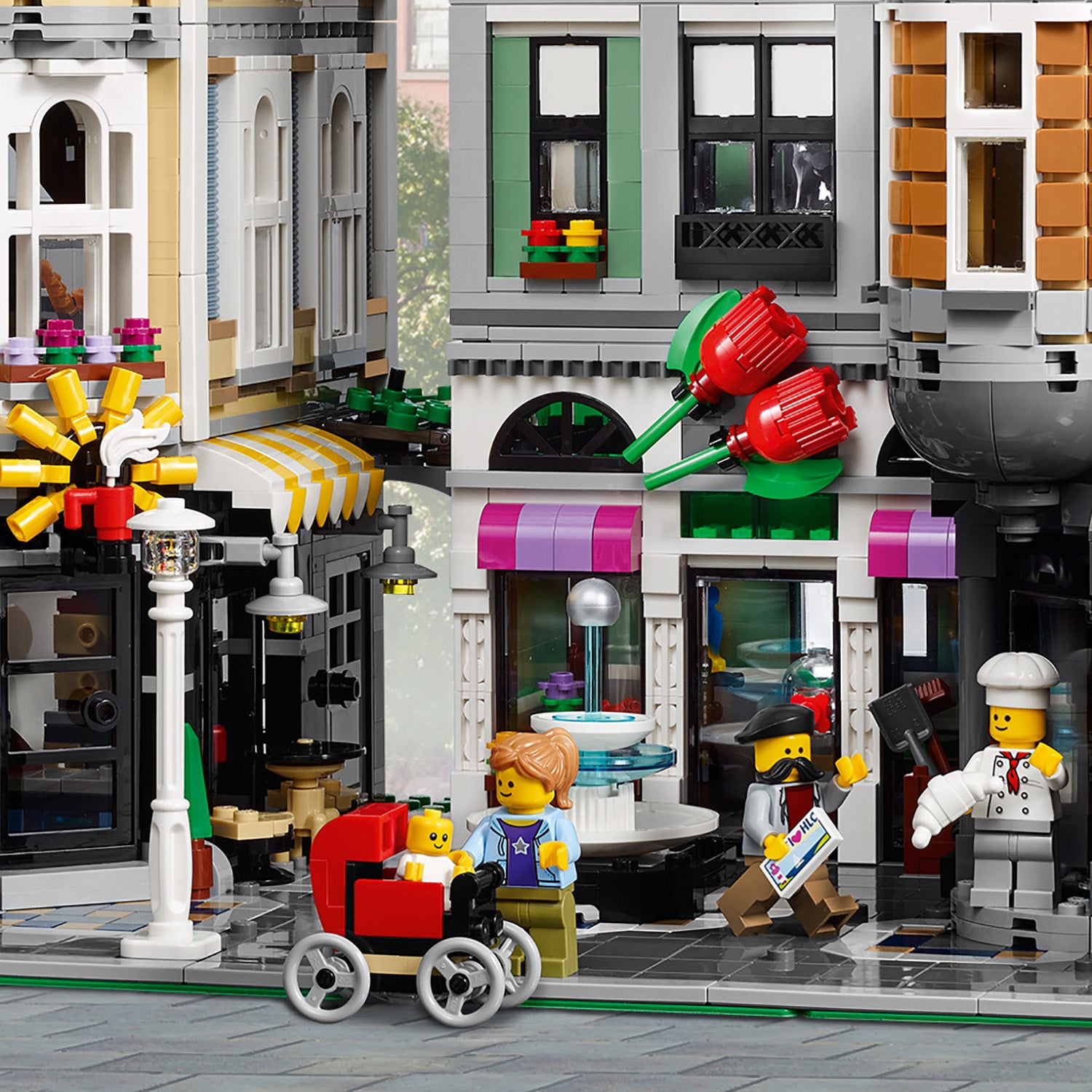 10255 LEGO - Creator  EXPERT - Piazza dell' Assemblea