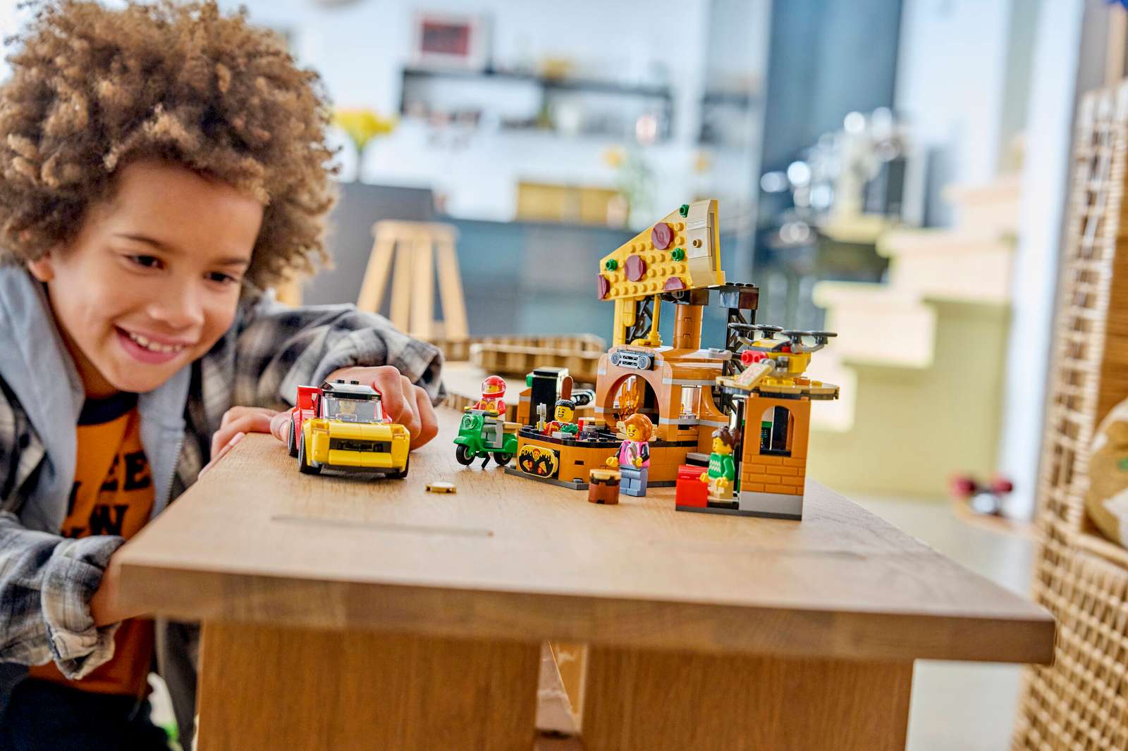 60496 Lego City Centro di consegna pizze con veicoli