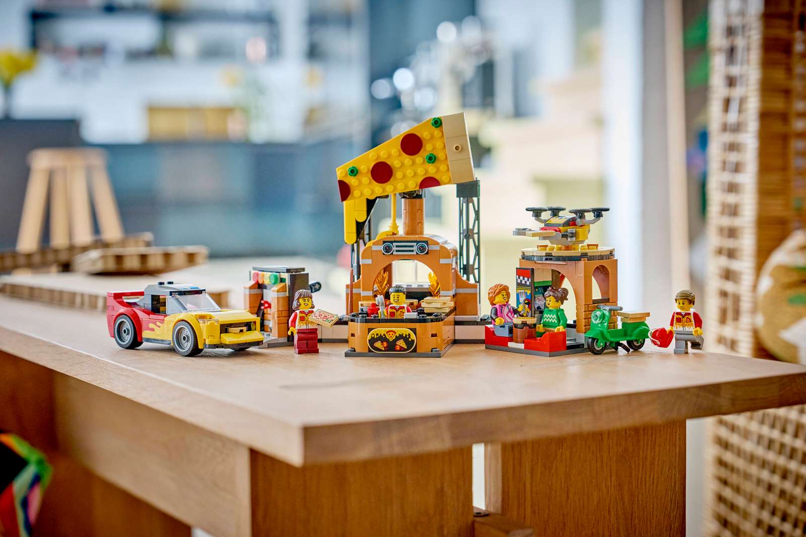 60496 Lego City Centro di consegna pizze con veicoli