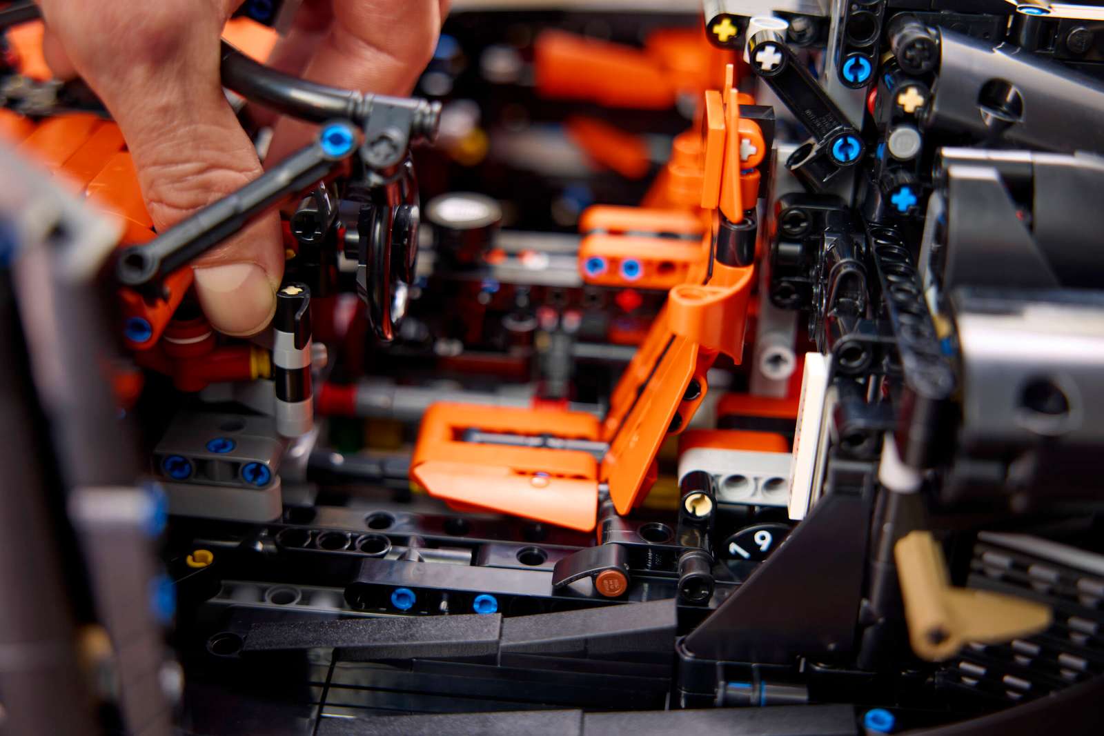 42232 LEGO Technic Hypercar Koenigsegg Sadair’s Spear