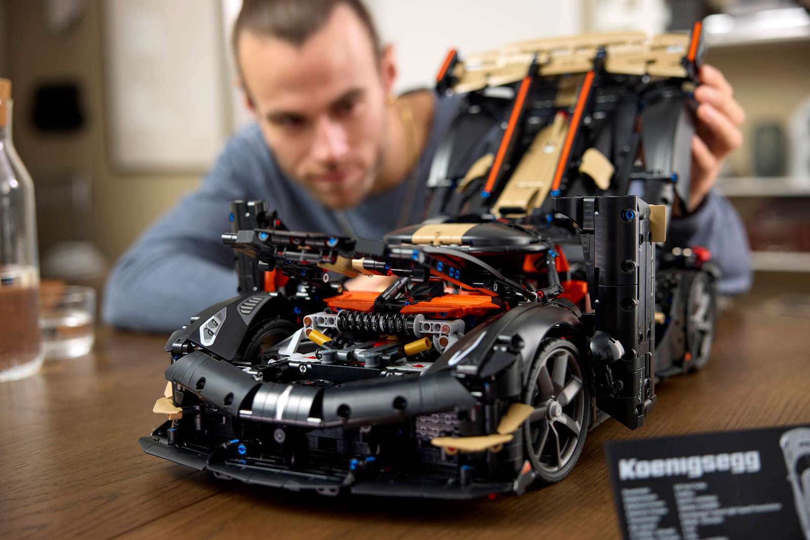 42232 LEGO Technic Hypercar Koenigsegg Sadair’s Spear