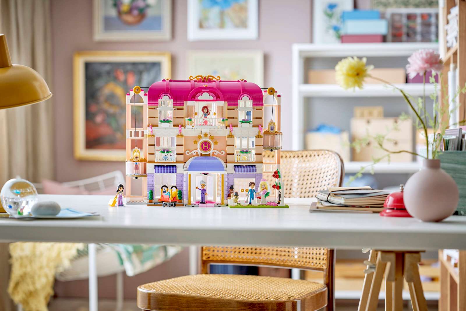 42704 Lego Friends Grand Hotel di Heartlake City