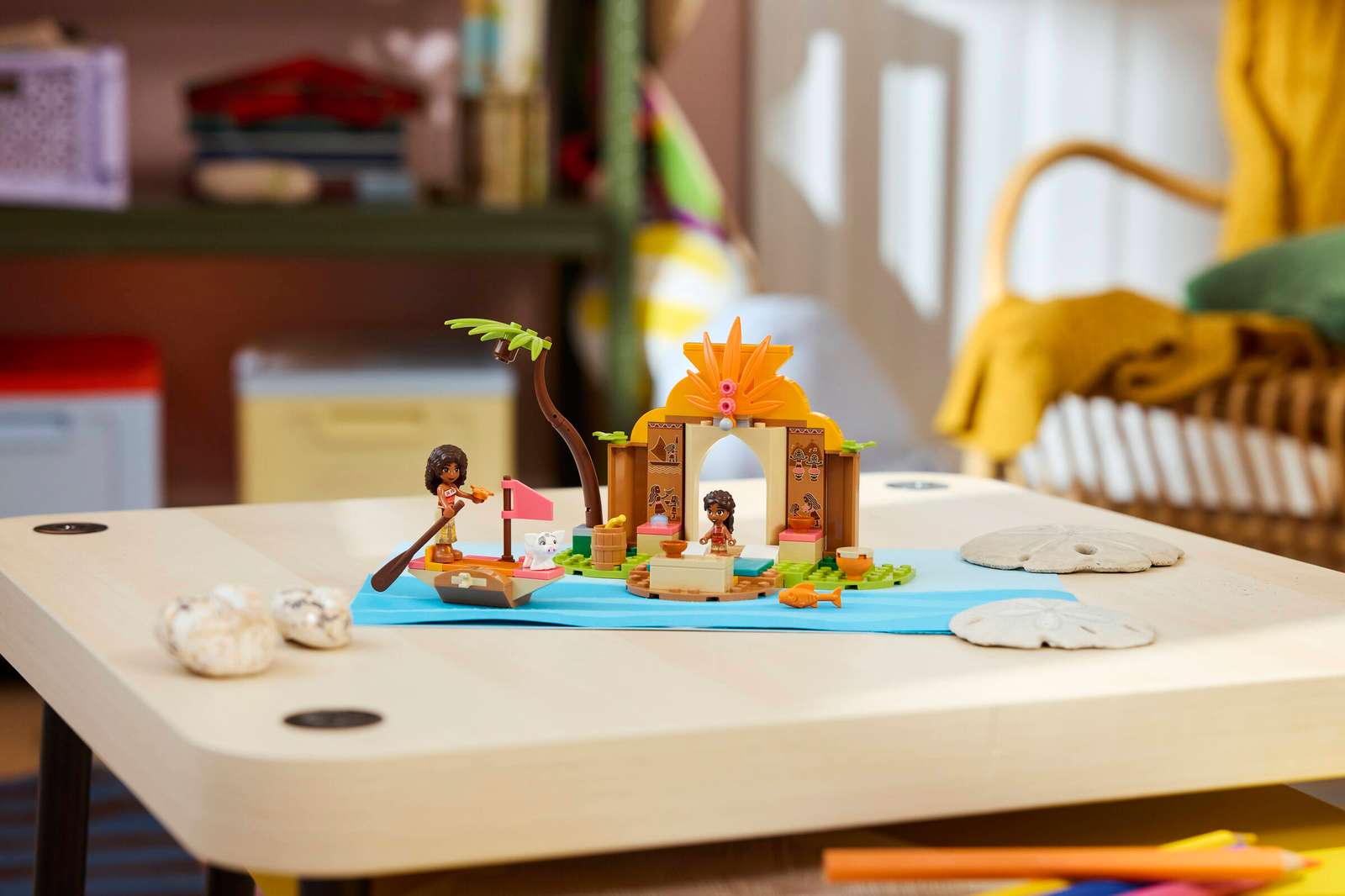 43282 Lego Disney Casa del villaggio e barca