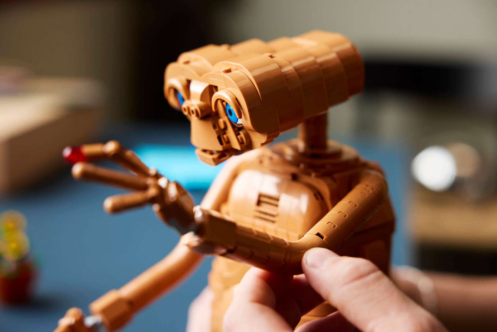 21370  LEGO Ideas  E.T. the Extra-Terrestrial