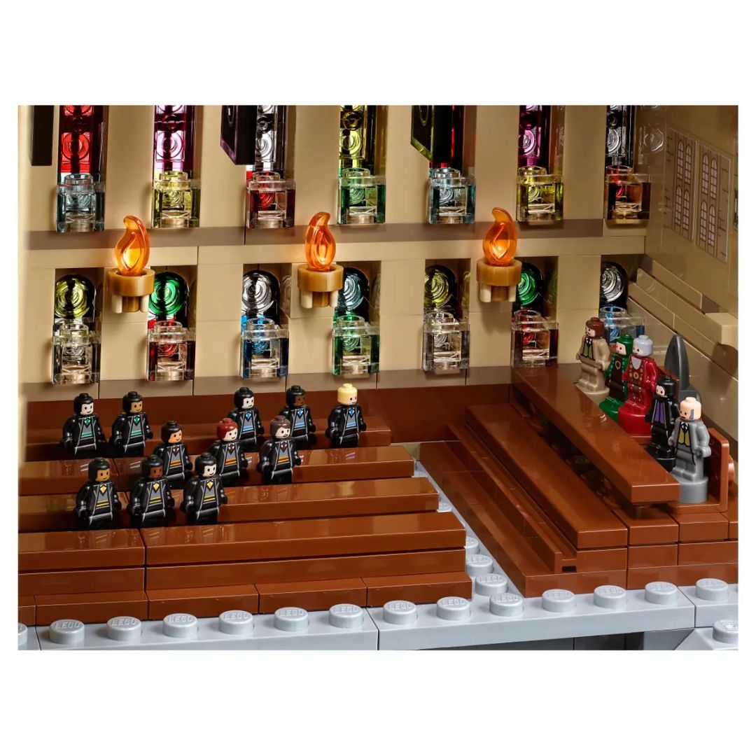 71043 LEGO  Harry Potter - Castello di Hogwarts