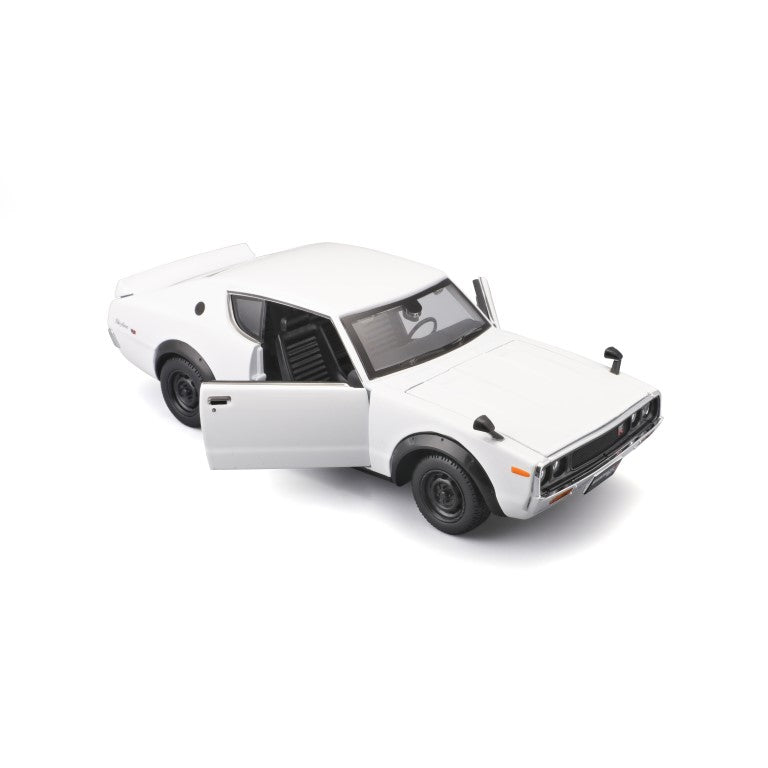Bburago Maisto - Nissan Skyline 2000GT-R (1973) - 1:24-bianca