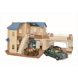 5669 Sylvanian Families - Casa Grande dal tetto azzurro  con posto auto Gift Set