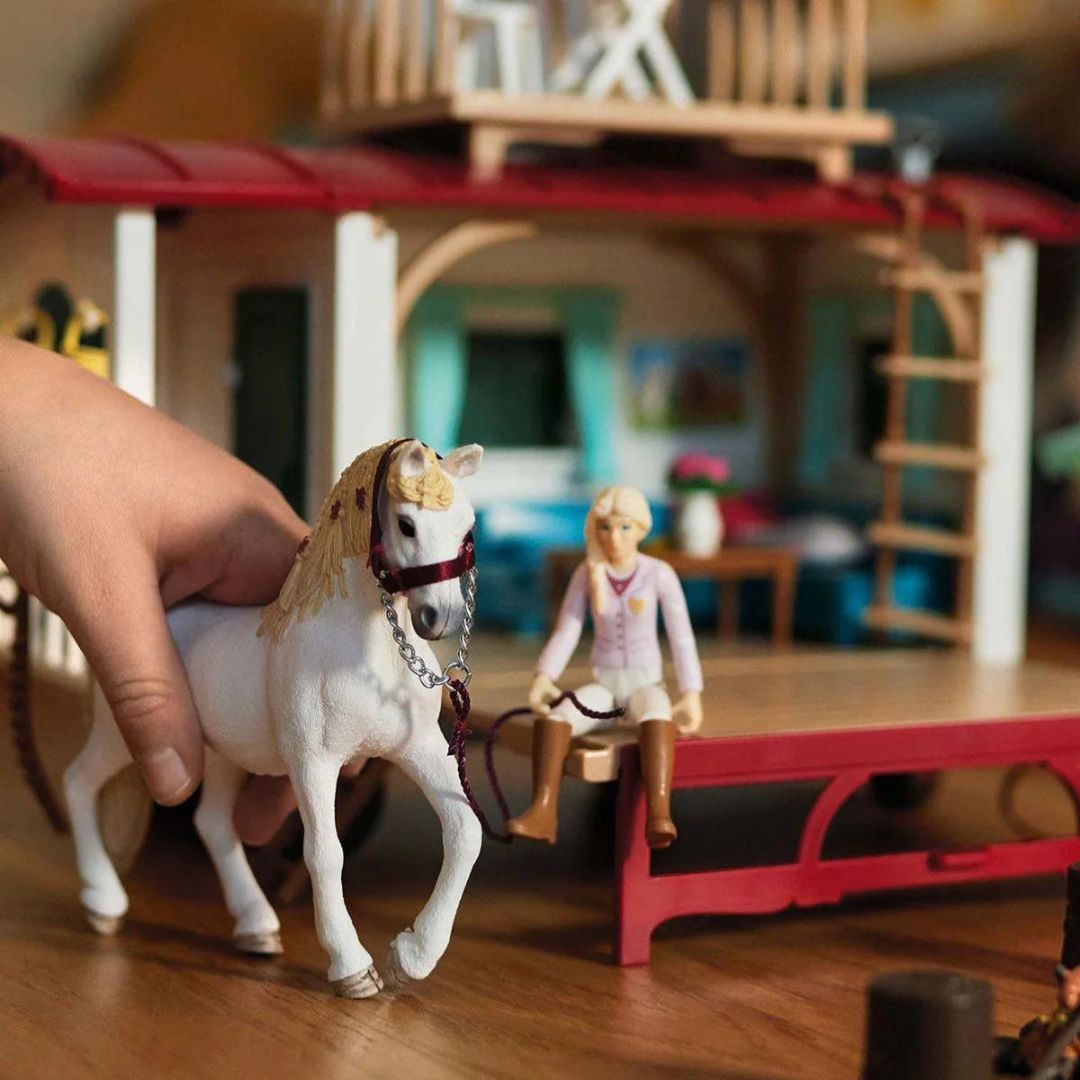 42593 Schleich Horse Club - Roulotte per incontri segreti del Club + cavallo