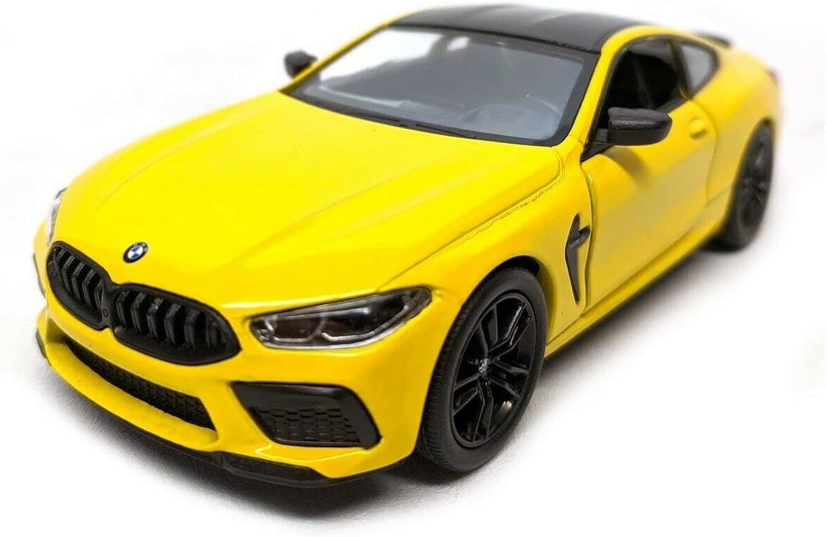 89451 KINSMART BMW M8 COMPETITION COUPE' colore casuale