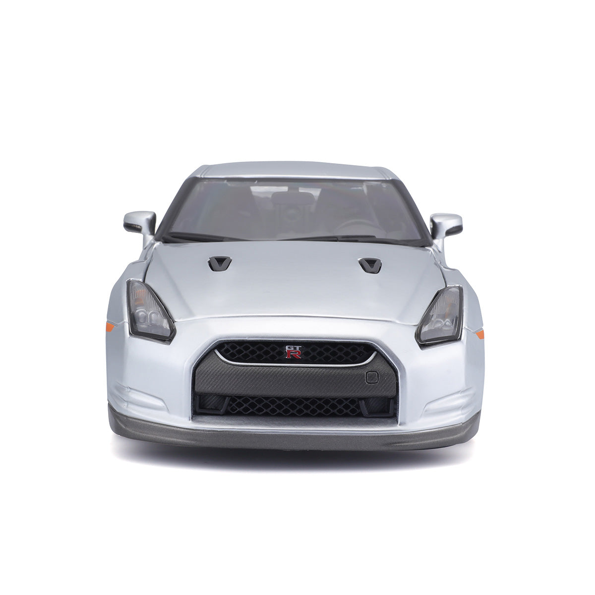 18-12079 SL - Bburago - 1:18 - Nissan GT-R - Argento