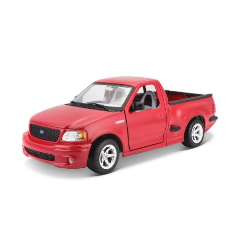 10-31141 Bburago Maisto - Ford SVT F-150 Lightning (Pick-up) - 1:21