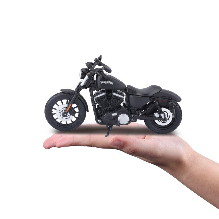 10-32326 - Bburago Maisto - 1:12 - HARLEY DAVIDSON - 2014 Sportster Iron 883