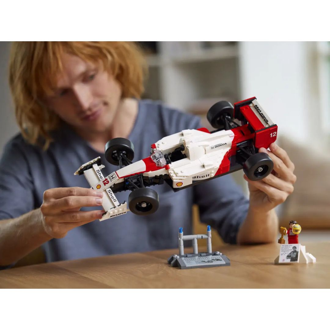 10330 LEGO Icons - McLaren MP4/4 e Ayrton Senna