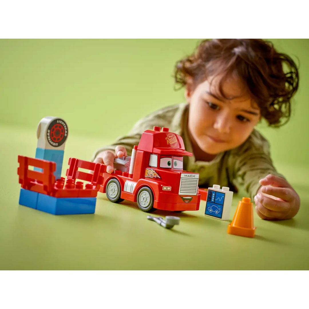10417 LEGO DUPLO Disney TM Mack al circuito