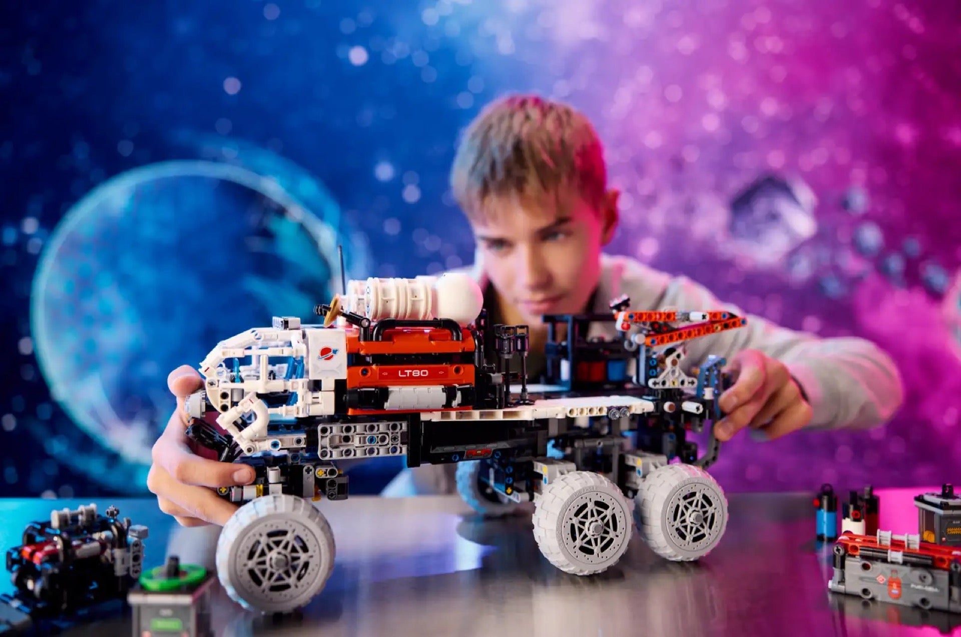 42180 LEGO Technic Rover di esplorazione marziano