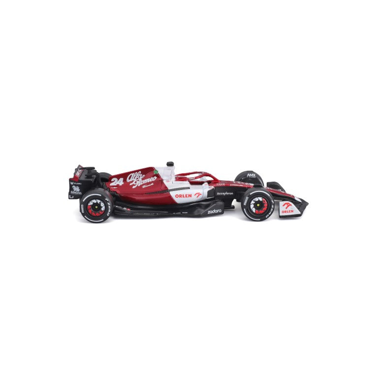 *18-38067 Bburago Race - Alfa Romeo Formula1 C42(2023) - #24