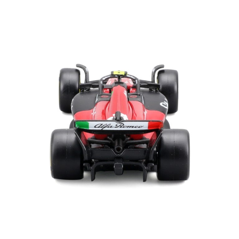 *18-38067 Bburago Race - Alfa Romeo C43 (2023) - #24 Zhou