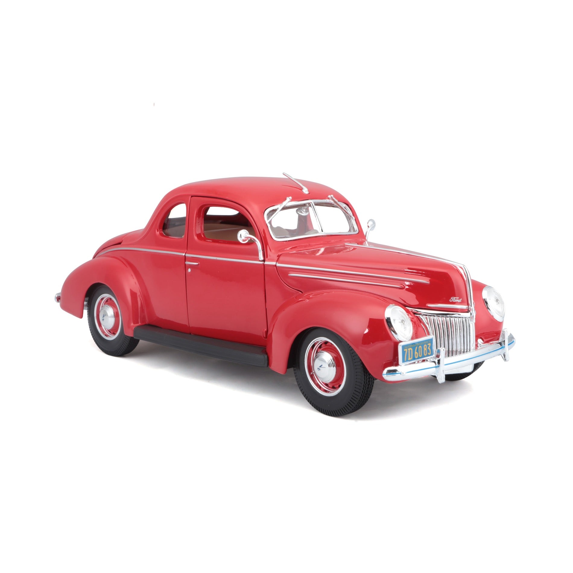 10-31180 RD Bburago Maisto 1:18 - 1939 Ford Deluxe Coupe Rossa