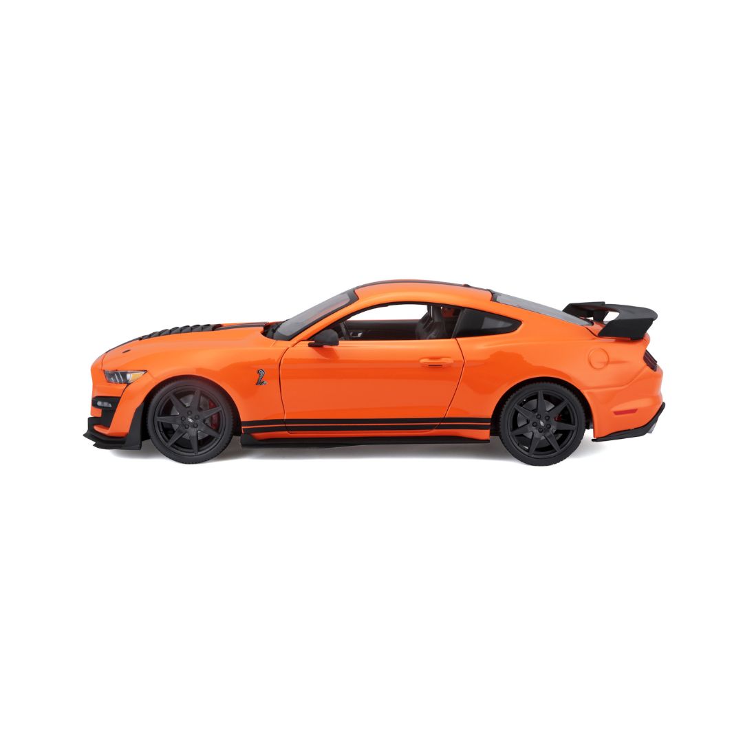 10-31388 Bburago Maisto -  Ford Shelby GT500 (2020), arancione