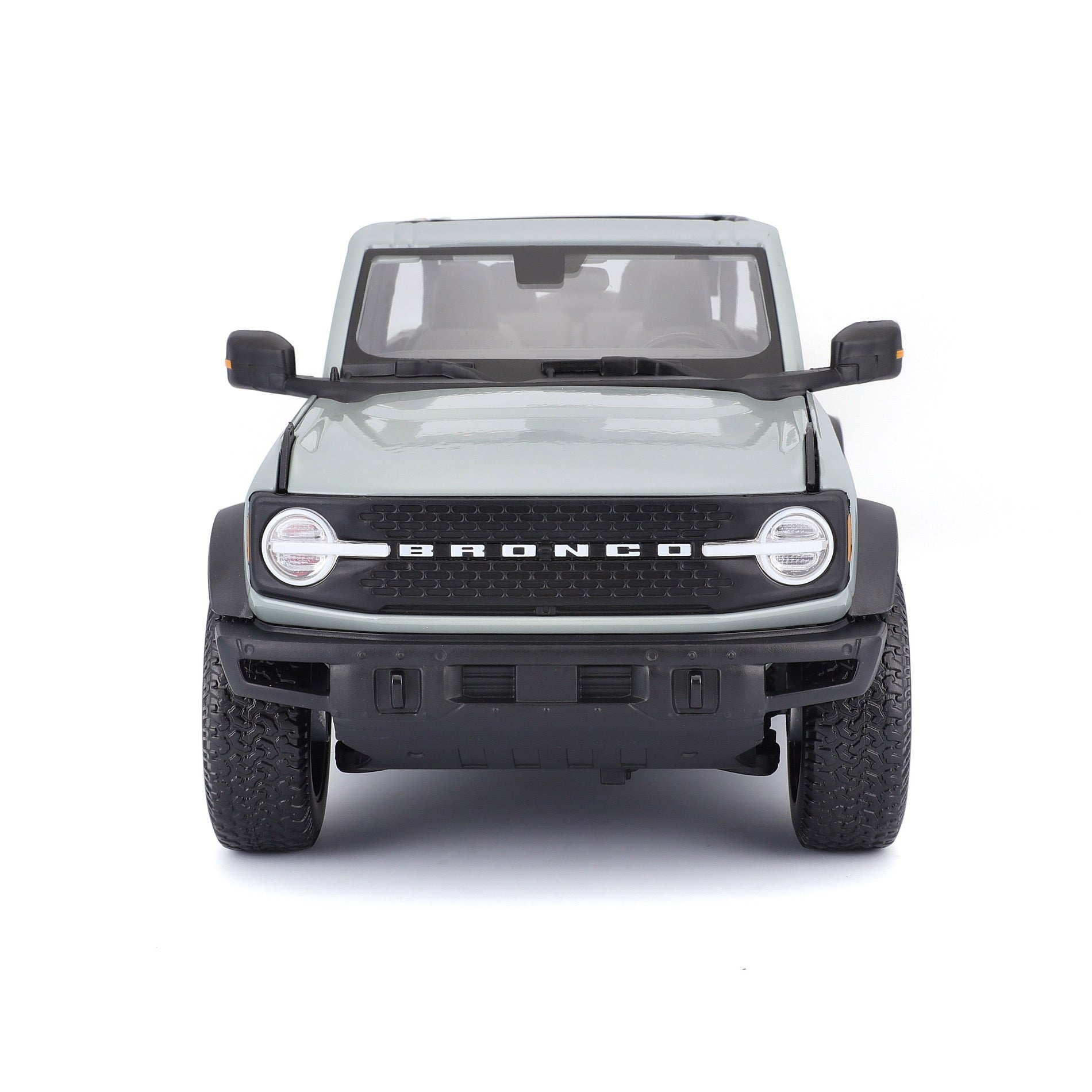 10-31457 Bburago Maisto 1:18 2021 Ford Bronco Badlands (No Door)Grigia