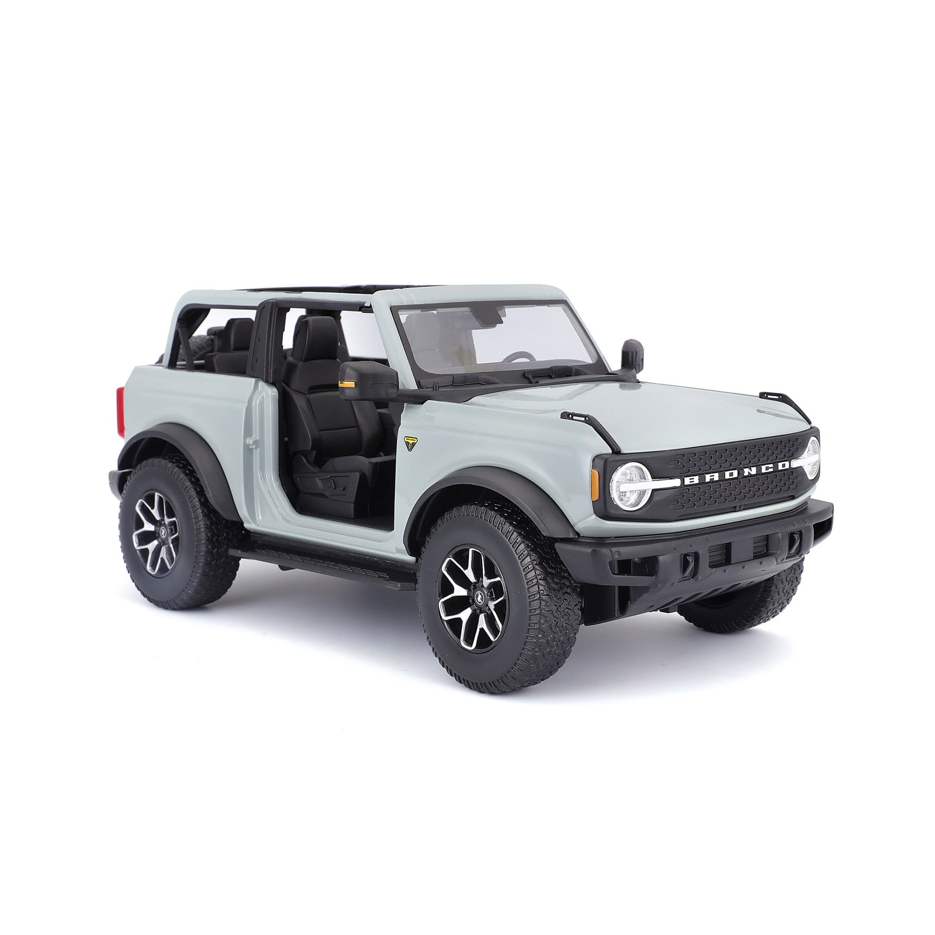 10-31457 Bburago Maisto 1:18 2021 Ford Bronco Badlands (No Door)Grigia