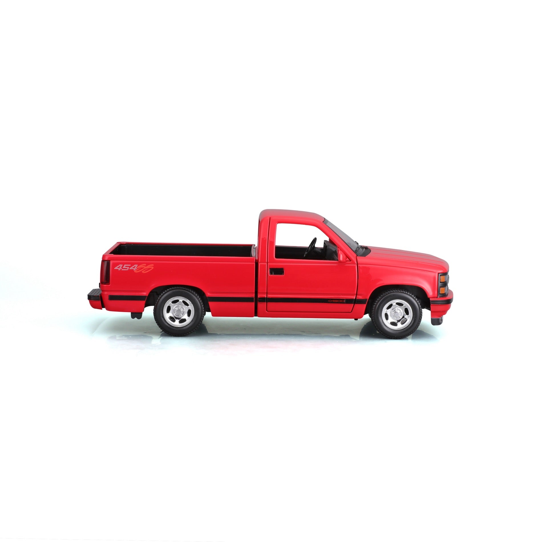 10-32901 RD  Bburago Maisto 1:24 - 1993 Chevrolet 454 SS Pick-up Rossa