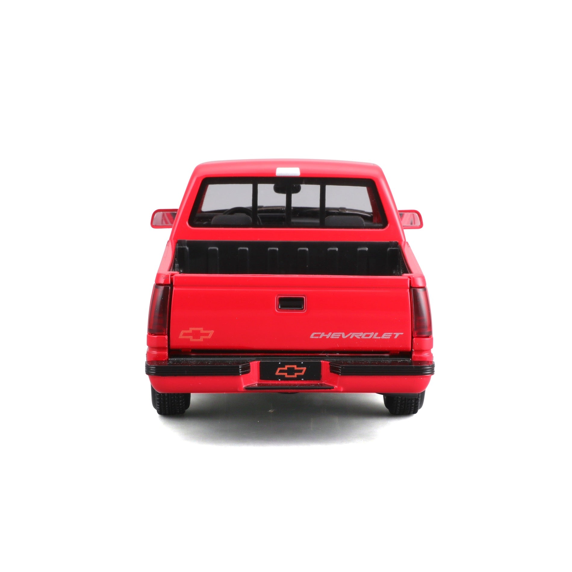 10-32901 RD  Bburago Maisto 1:24 - 1993 Chevrolet 454 SS Pick-up Rossa