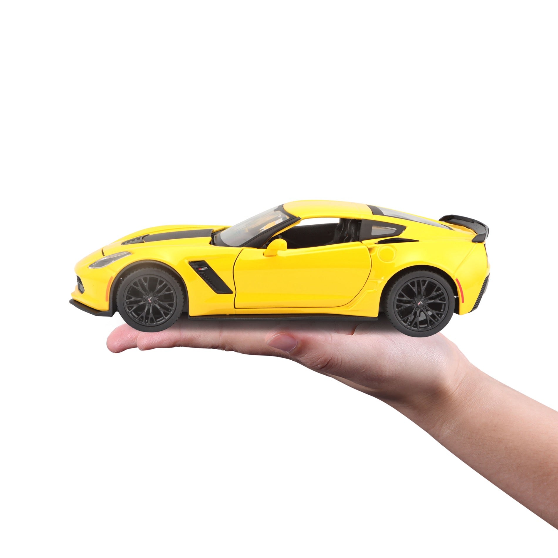 31133 YL Bburago Maisto  1:24 - 2015 Corvette Z0 6 Gialla