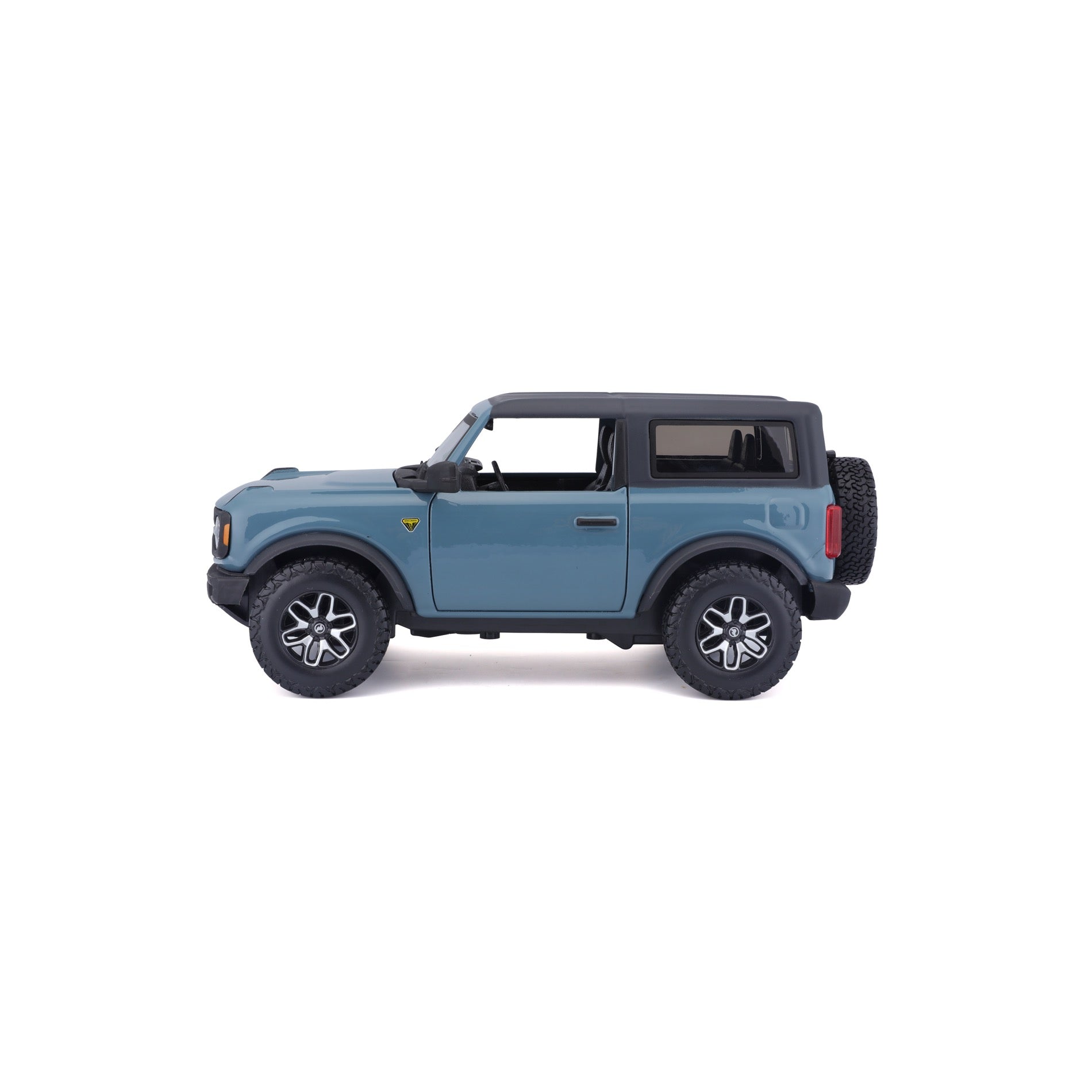 10-31530 BUBburago Maisto  1:24 - 2021 Ford Bronco Versione 2 porte Blu