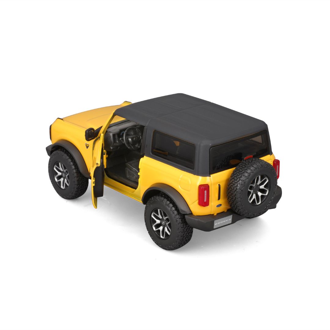 31530 Bburago Maisto - Ford Bronco Badlands 2 porte (2021) gialla 1:24