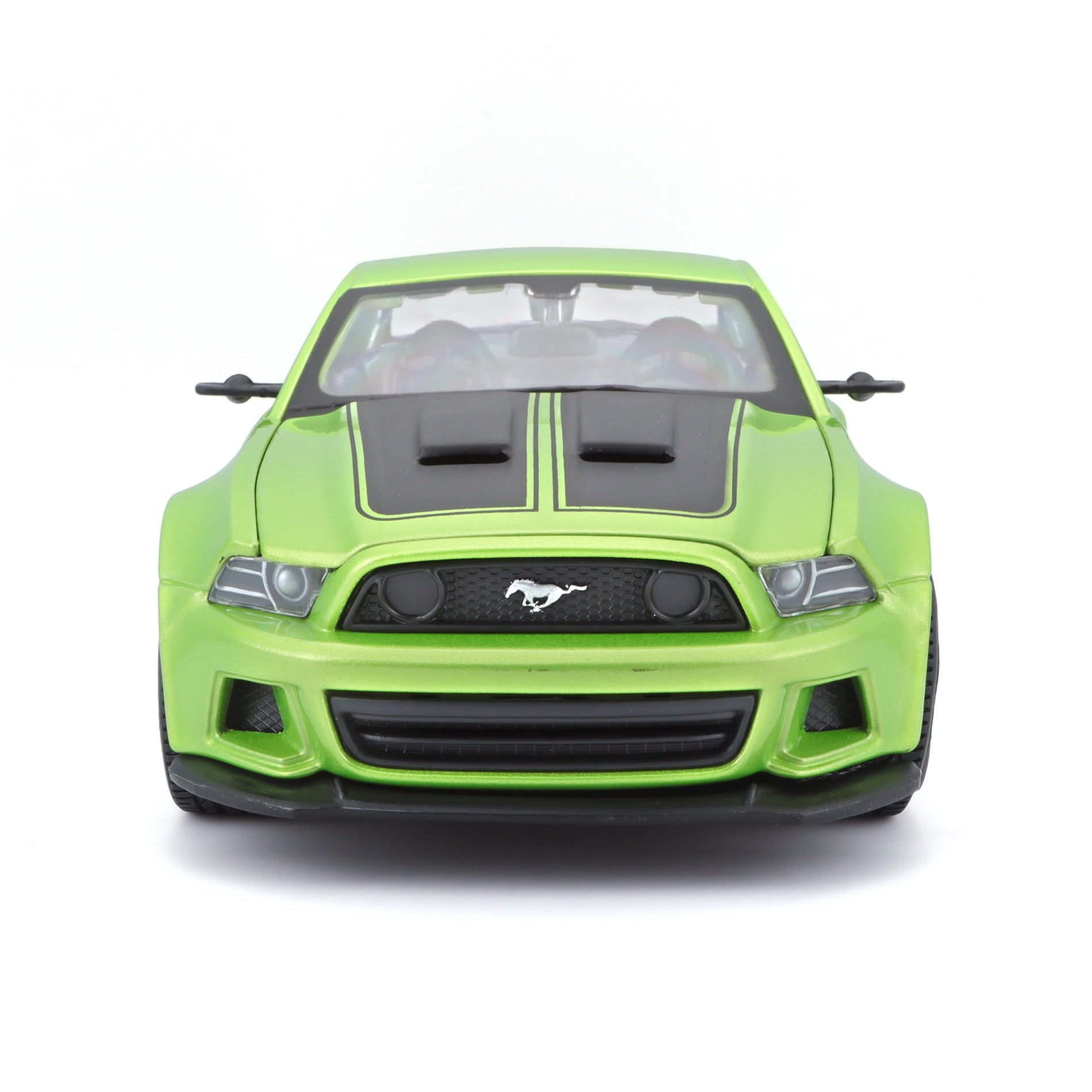 31506 Bburago Maisto 1:24 - Ford Mustang Street Race Verde Met