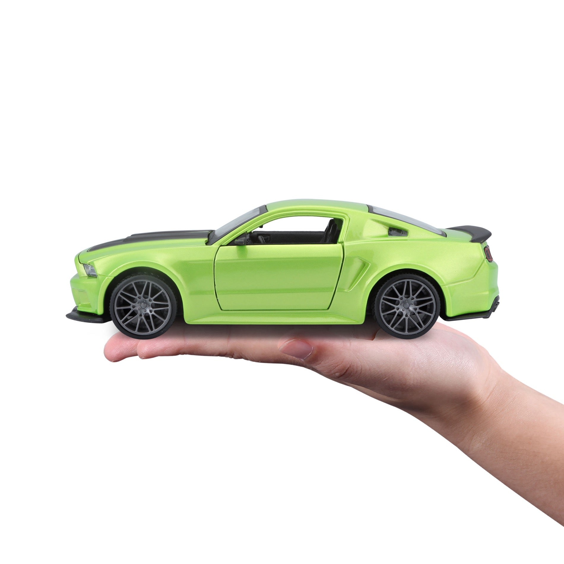 31506 Bburago Maisto 1:24 - Ford Mustang Street Race Verde Met