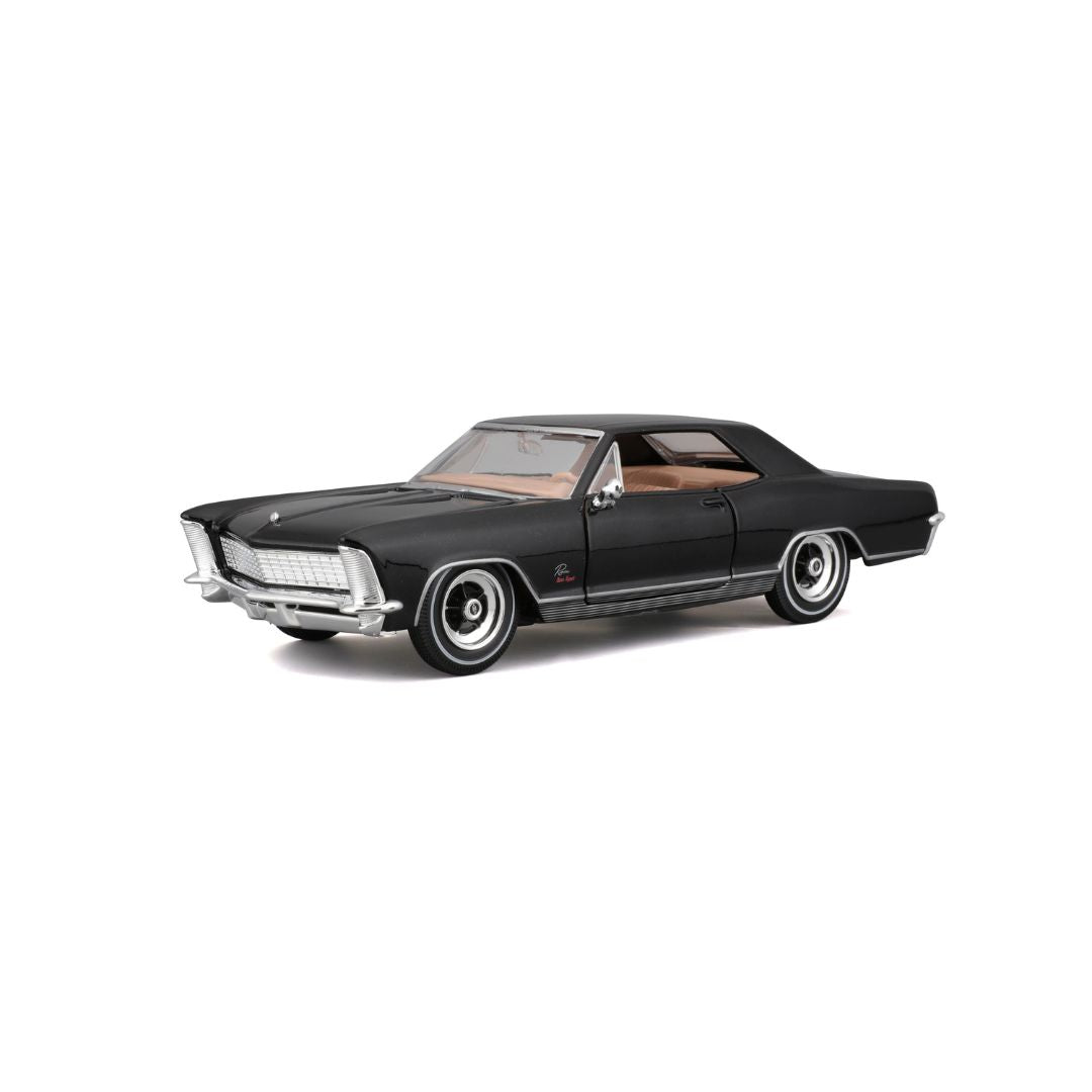 31214 Bburago Maisto - Buick Riviera (1965), nera - Scala 1:24