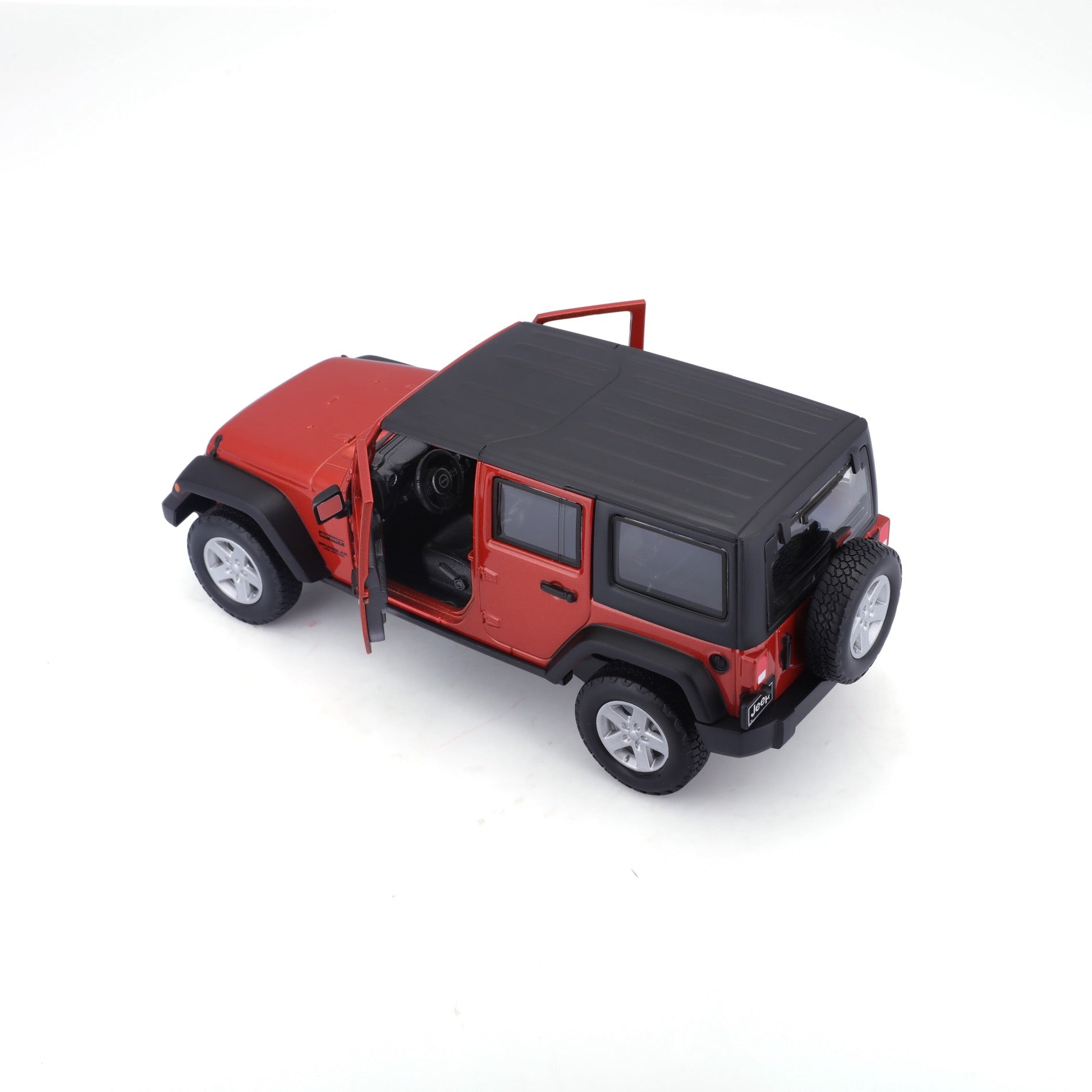 31268-Bburago Maisto SE Trucks 2015 Jeep Wrangler Unlimited Arancione Met.1:24