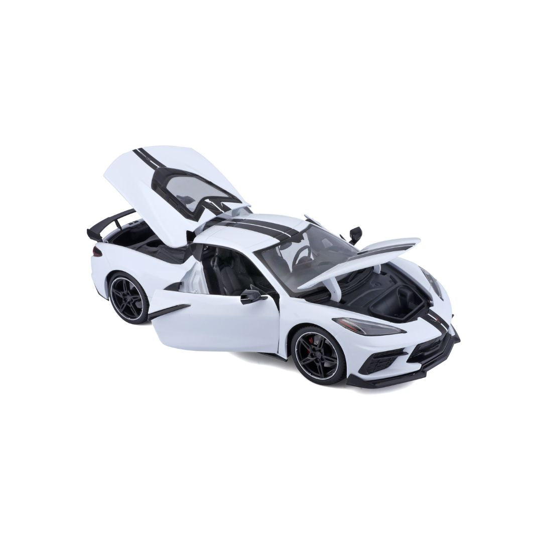 31455 WT Bburago Maisto - Chevrolet Corvette Stingray Coupé, bianca - 1:18