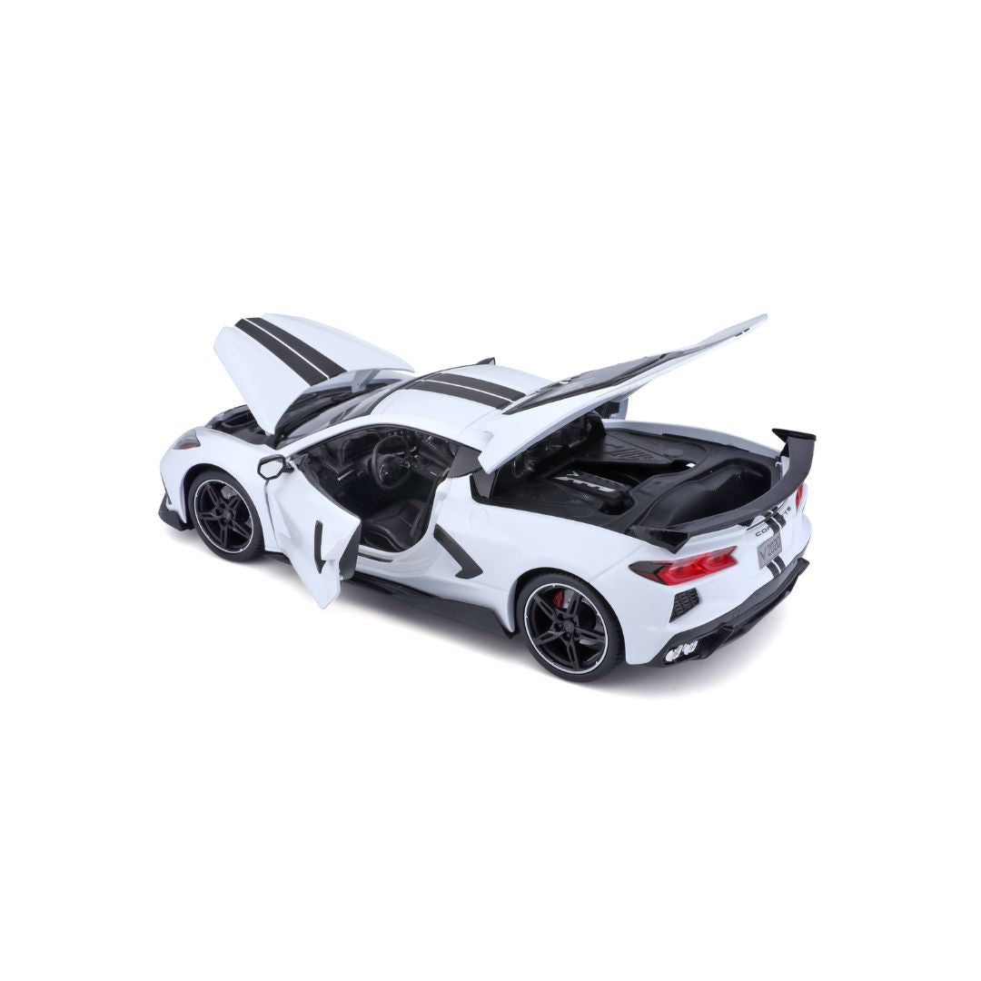 31455 WT Bburago Maisto - Chevrolet Corvette Stingray Coupé, bianca - 1:18