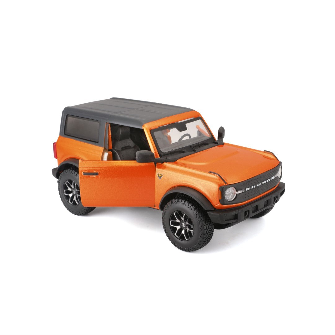 31530 OG Bburago Maisto - Ford Bronco Badlands 2 porte (2021), arancio