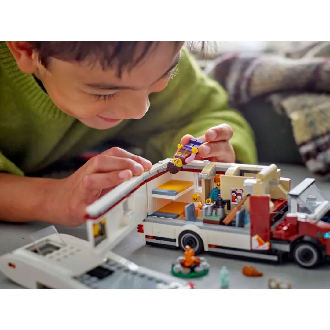 60454 LEGO City Great Vehicles - Camper van delle vacanze d'avventura