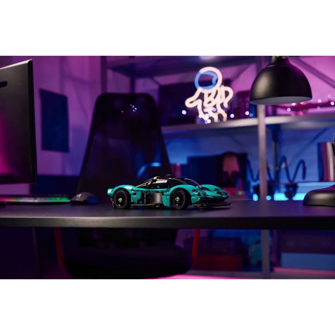 42208 LEGO Technic - Aston Martin Valkyrie