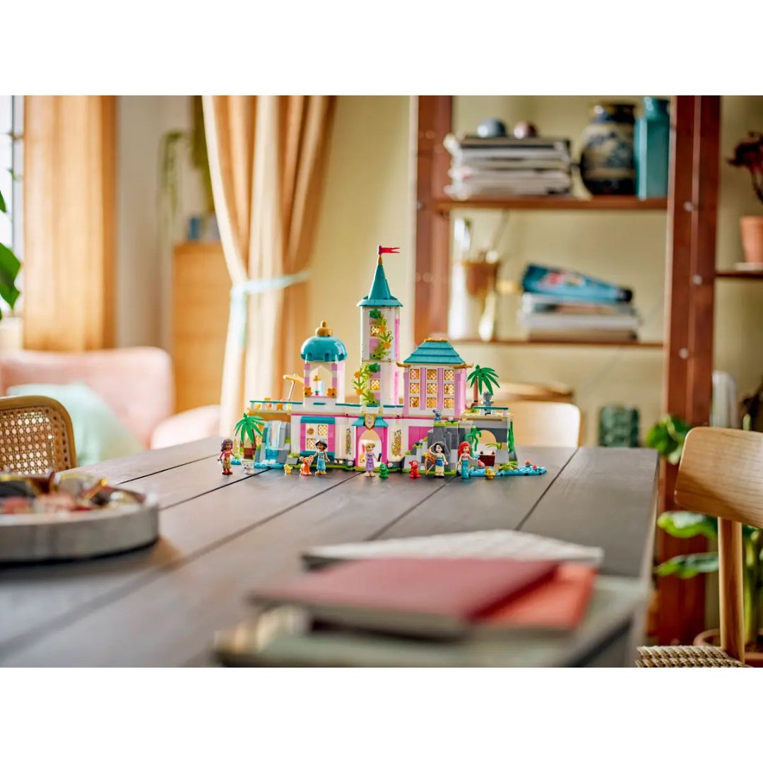43267 LEGO Disney - Castello della Principessa e animali reali