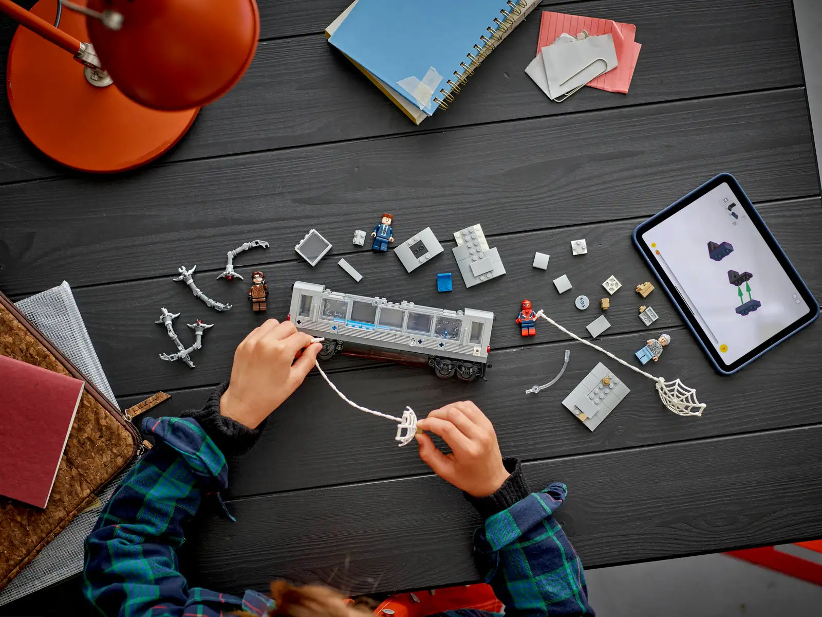 76321 Lego Super Heroes Marvel Spider-Man contro Doc Ock: duello sul treno